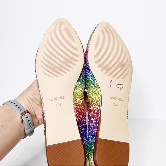 New Nine West Pride Rainbow Glitter Pointed Flats Size 6 Women’s - Picture 3 of 5